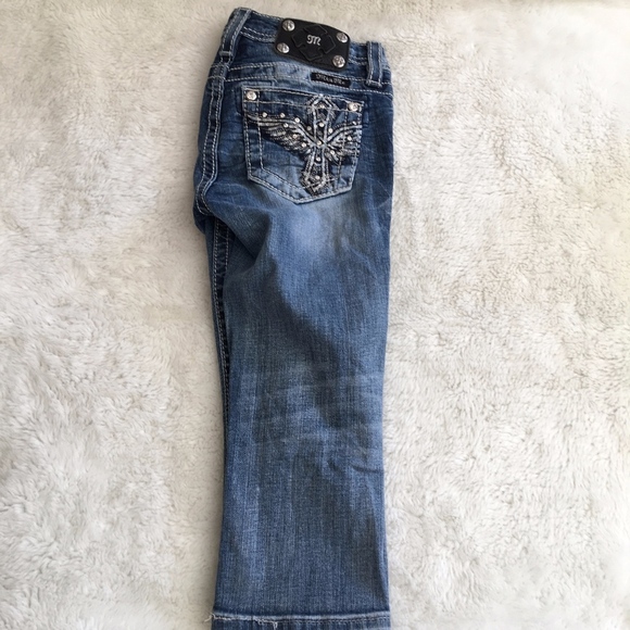 Miss Me Cuffed Capri Jeans Size 10x15.5" - Picture 2 of 7